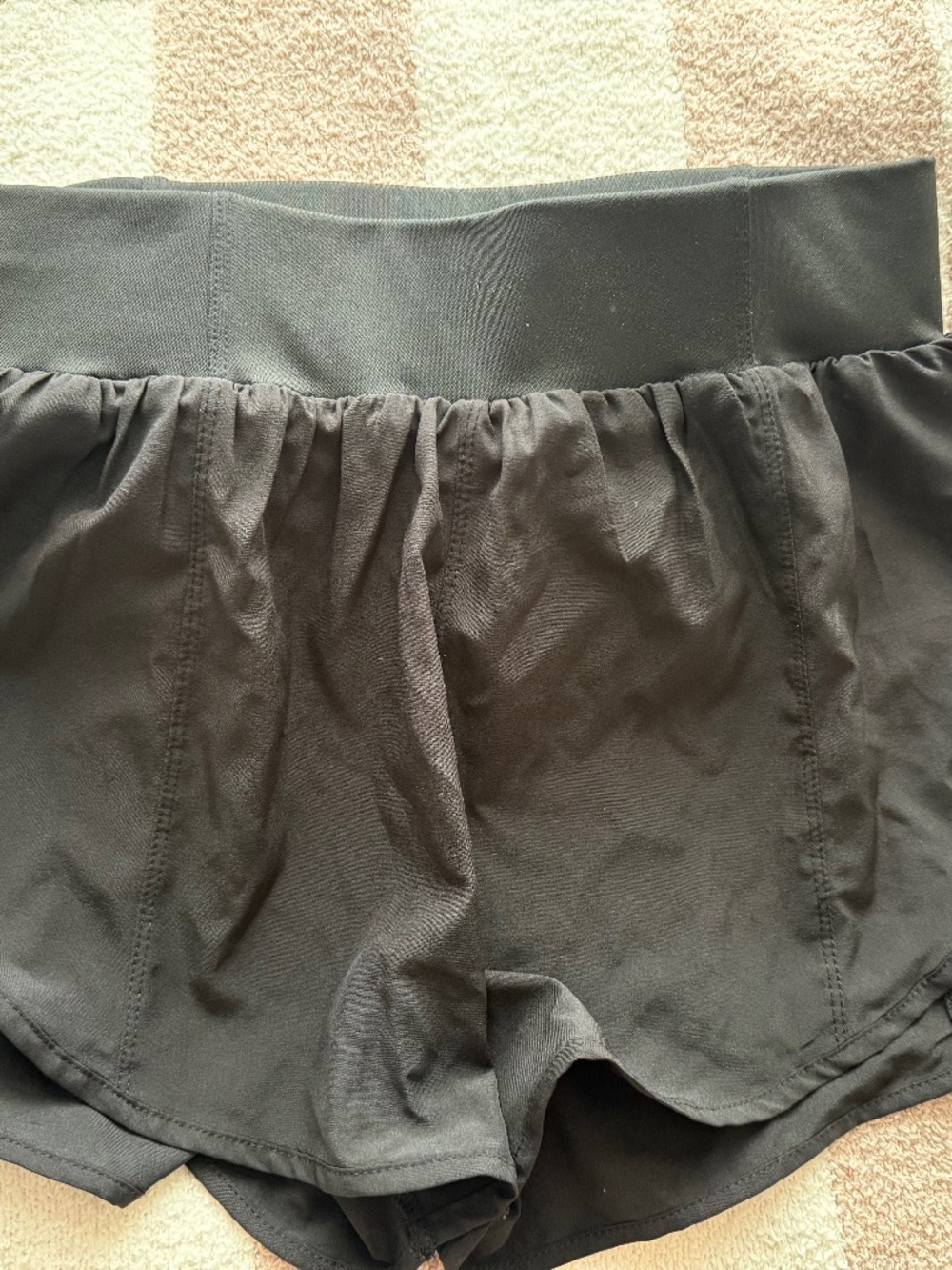 Lululemon black shorts